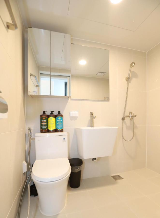 Apartment J Garden Myeongdong Station Seoul Exterior photo
